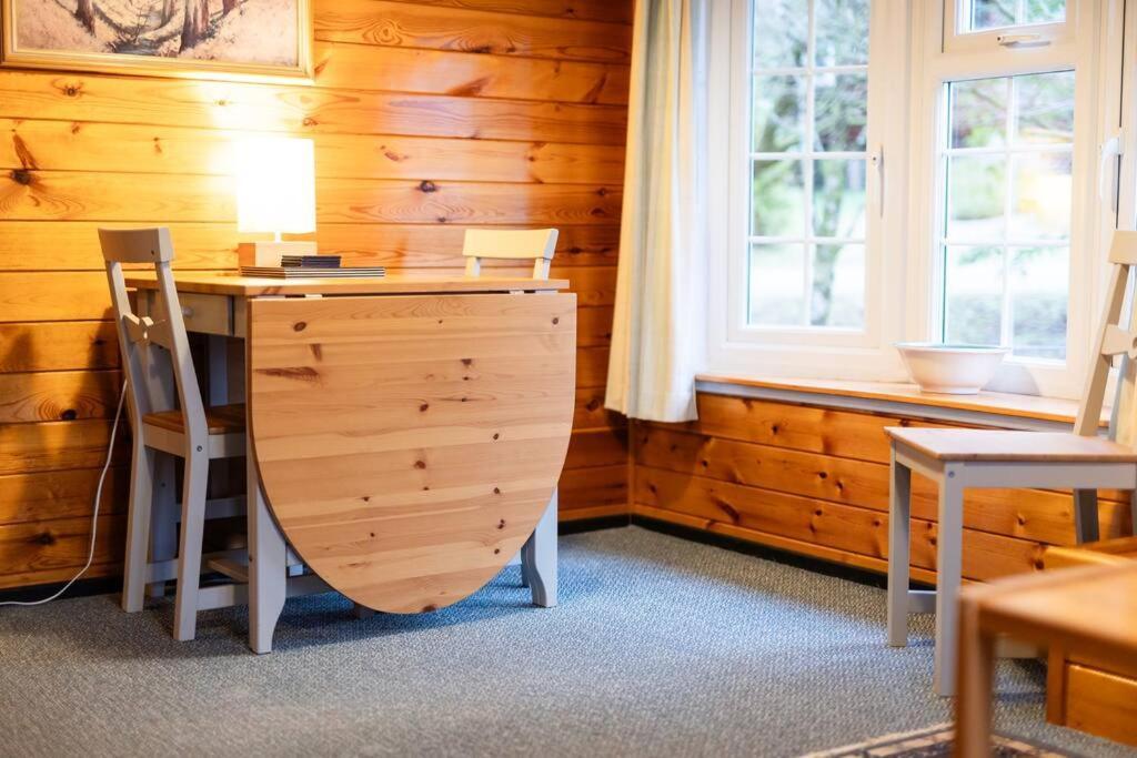 Cozy Norwegian Style Log Cabin In Rural Snowdonia - 2 Bedrooms & Parking By Seren Short Stays Ffestiniog Bagian luar foto